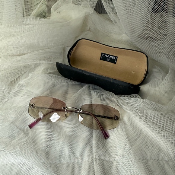 Authentic Vintage Chanel rimless sunglasses - Picture 12 of 13